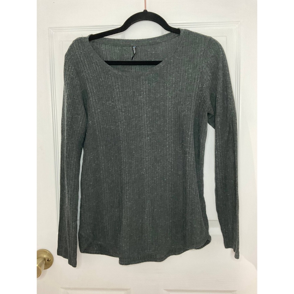 Kuhl Ribbed Knit Sweater Women's Small Gray Pullover Classic Fit‎ Round Neck
